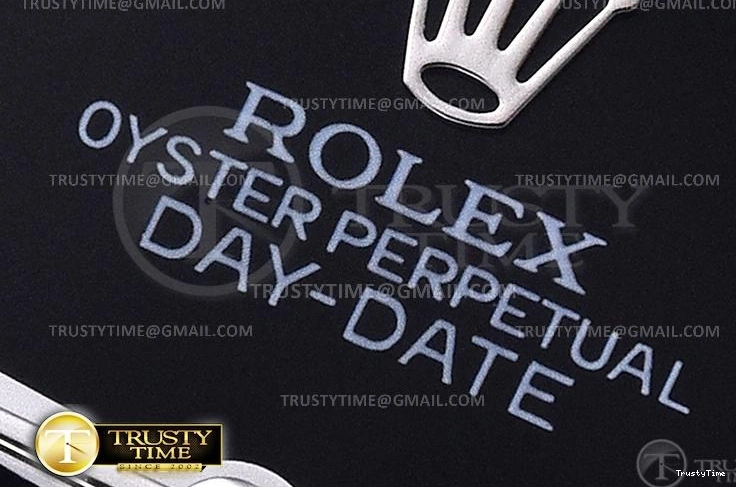 1022 ModernLook RDD0224B – DayDate 36mm 747